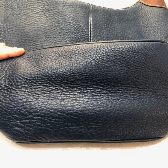 Dooney & Bourke Navy Blue Pebbled Leather Round Logo Zipper Hobo Shoulder Bag - Picture 4 of 12